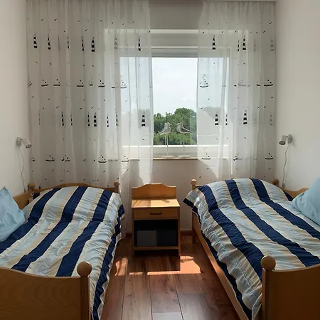 Strandleev - Strandnahe Inklusive Saisonstrandkorb Mit 3 Schlafzimmern In Duhnen Cuxhaven